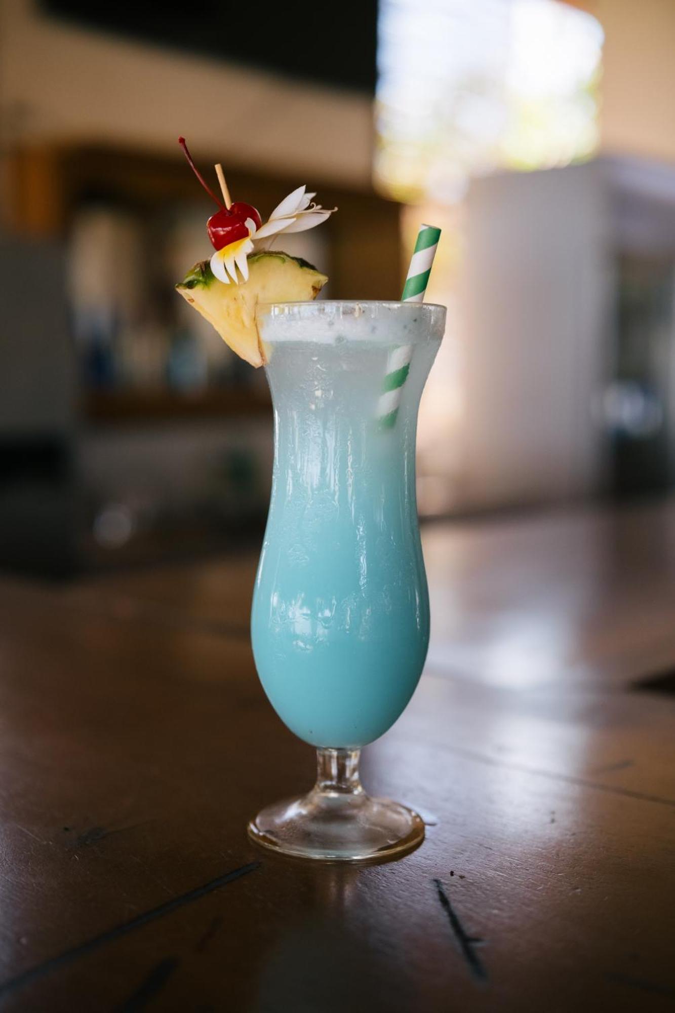 洛维纳星光酒店 罗威那 外观 照片